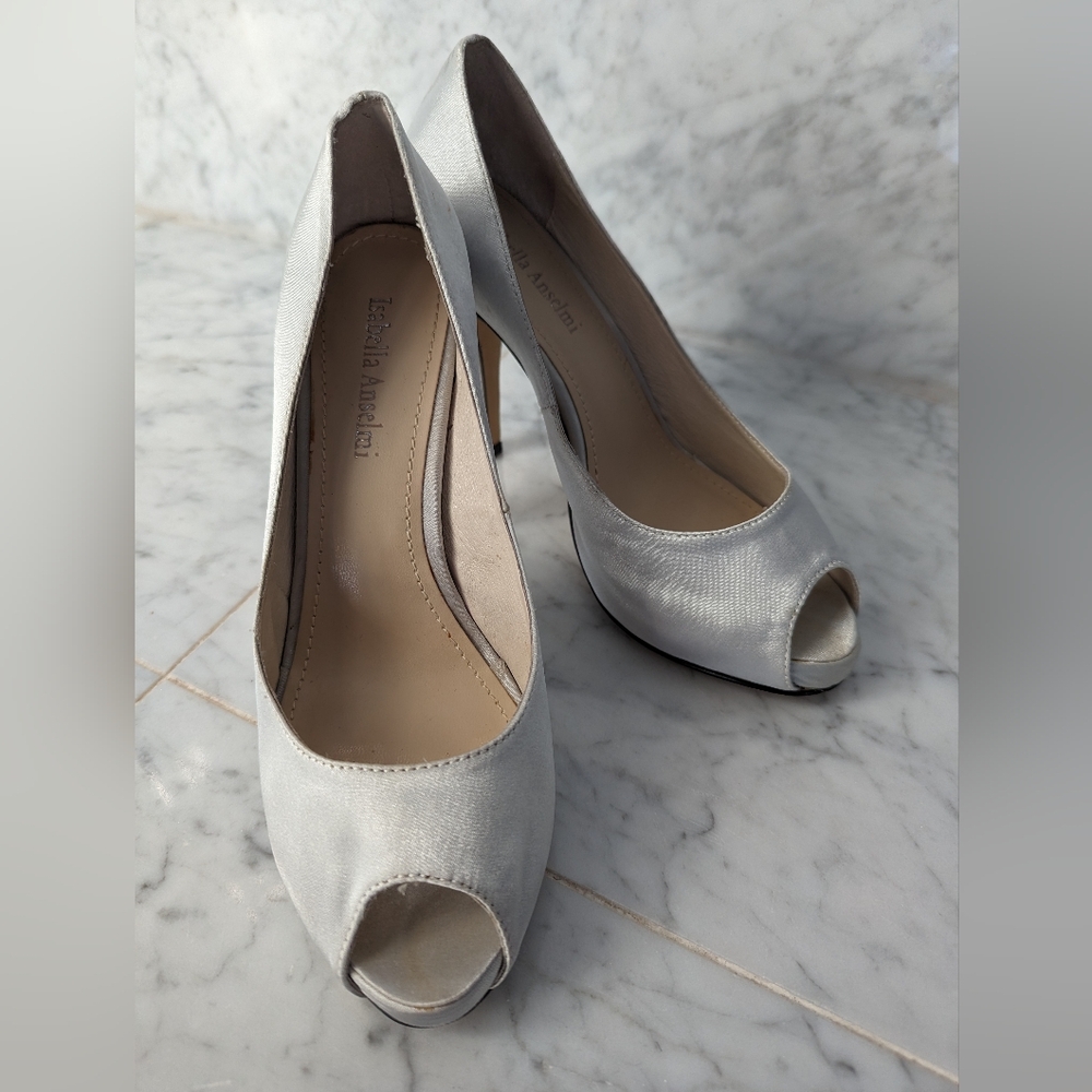 Isabella Anselmi satin heels